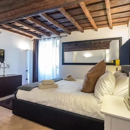 Guest house Dimora Ai Fori - 4*